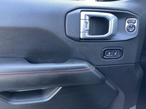 New 2026 Jeep Wrangler Unlimited Rubicon image 16