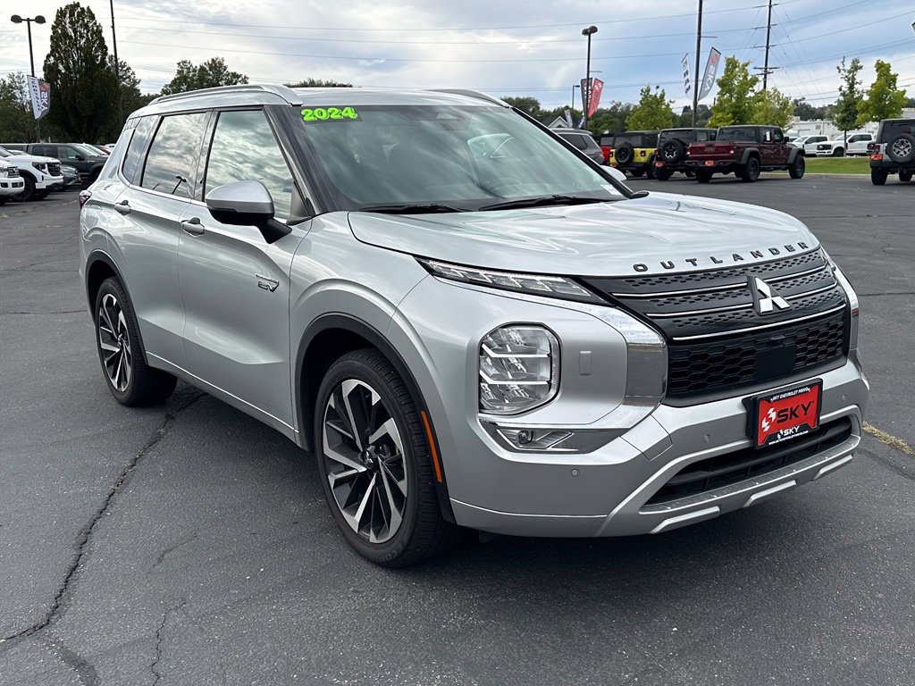 Used 2024 Mitsubishi Outlander SEL AWD/4WD image 4