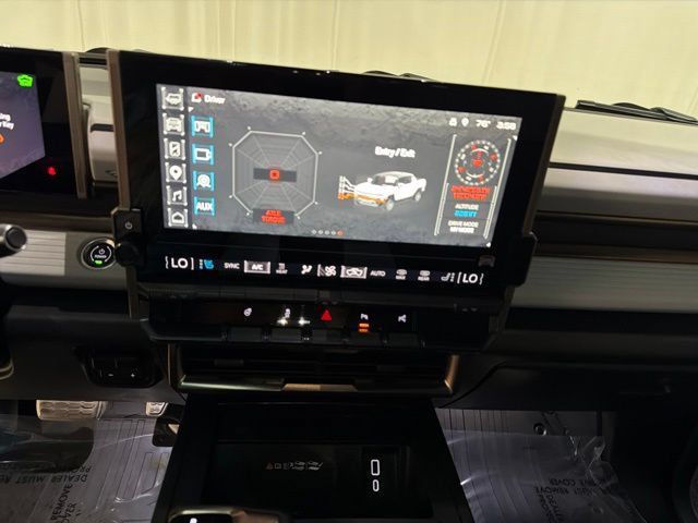 Used 2024 GMC Hummer EV 3X w/ Battery Pack, 24 Module Pack AWD/4WD image 16