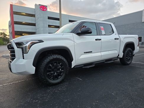 New 2026 Toyota Tundra SR5 AWD/4WD image 3