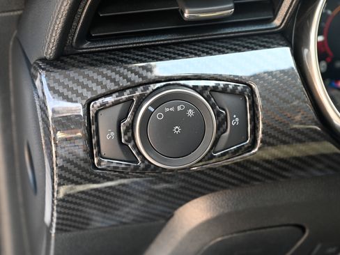 Used 2022 Ford Mustang Shelby GT500 w/ Carbon Fiber Track Pack image 19