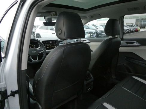 New 2026 Volkswagen Taos SEL image 13