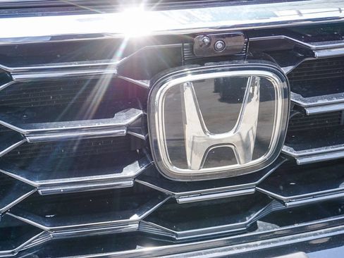 Used 2023 Honda Pilot Elite image 12