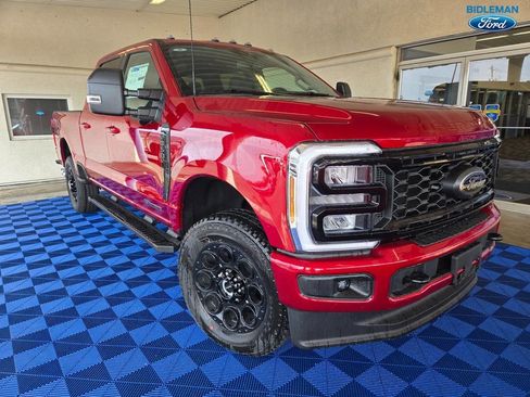 New 2026 Ford F350 XLT w/ XLT Premium Package AWD/4WD image 1