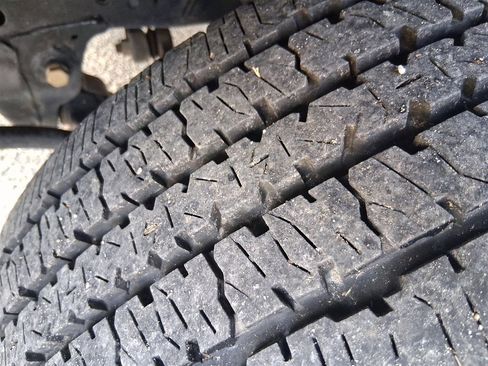 Used 2019 Nissan NV 1500 S image 34