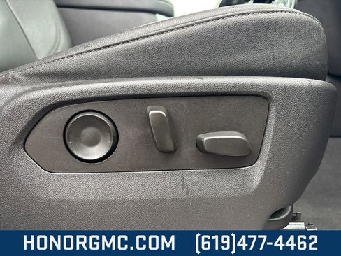 Used 2022 GMC Sierra 1500 SLT w/ SLT Convenience Package image 24