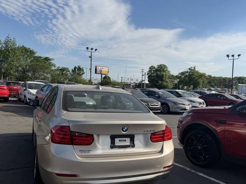 Used 2014 BMW 320i Sedan image 8