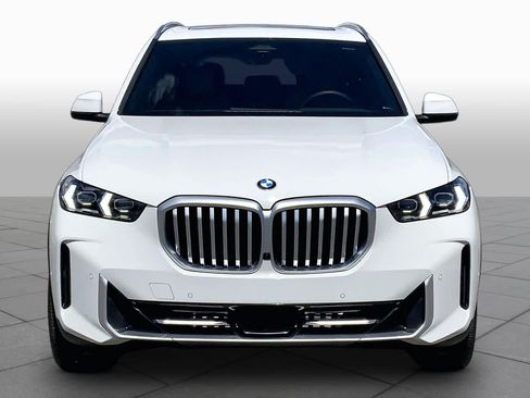 Used 2024 BMW X5 xDrive40i w/ Premium Package AWD/4WD image 4
