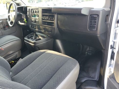 Used 2024 Chevrolet Express 2500 w/ Driver Convenience Package RWD image 9
