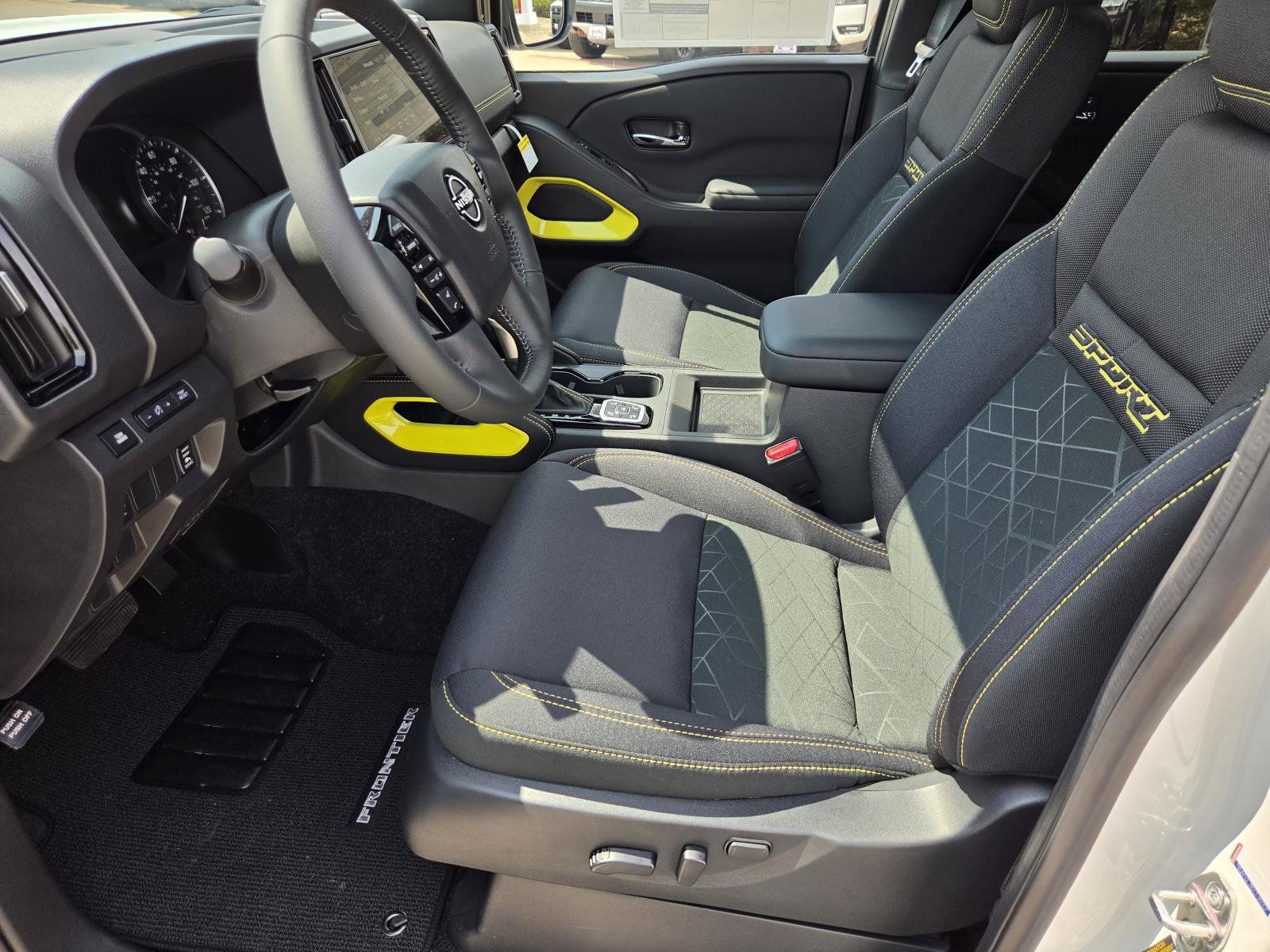 New 2027 Nissan Frontier SV AWD/4WD image 18