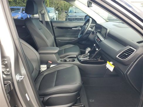 New 2026 Kia Seltos EX image 7