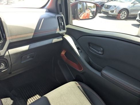 Used 2026 Nissan Frontier PRO-4X w/ Pro-4x Convenience Package AWD/4WD image 17