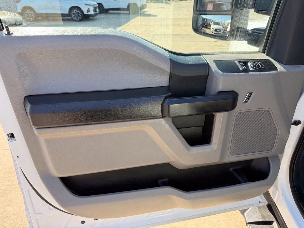 Used 2017 Ford F250 XL w/ Power Equipment Group AWD/4WD image 22