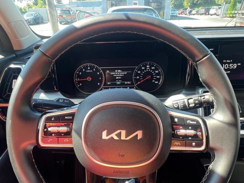 Used 2022 Kia Sorento SX AWD/4WD image 19