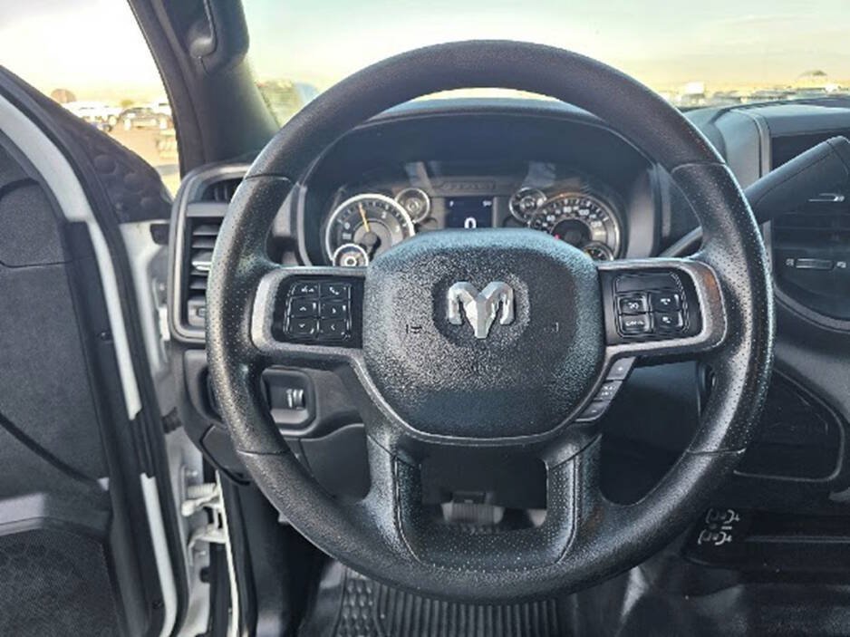 Used 2022 RAM 5500 Tradesman w/ Max Tow Package AWD/4WD image 17