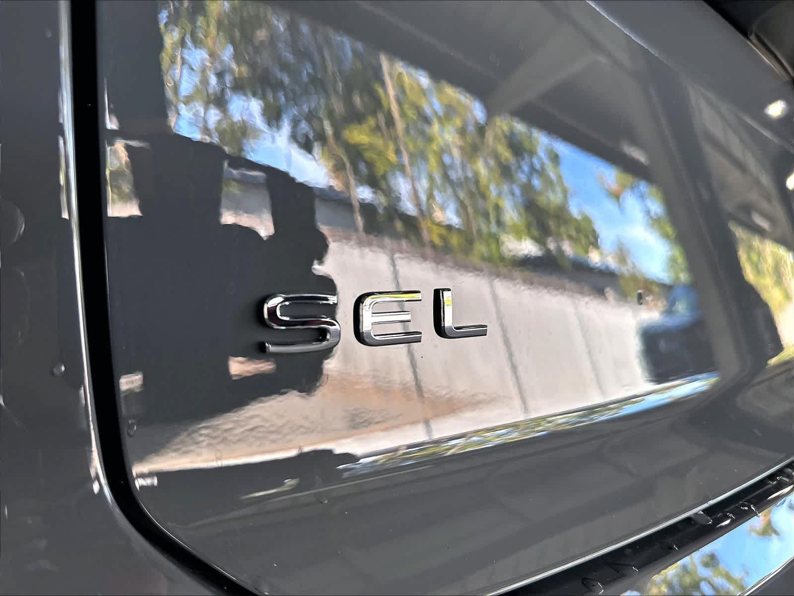 New 2026 Volkswagen Atlas Cross Sport SEL Premium R-Line AWD/4WD image 9