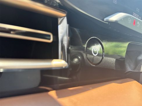 Used 2022 Porsche Taycan Turbo S image 22