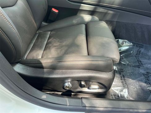 Certified 2025 Cadillac CT5 Sport w/ Technology Package image 15