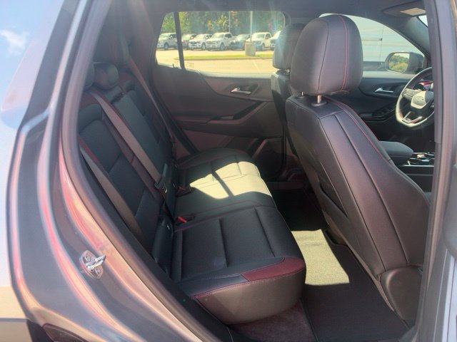 Used 2025 Chevrolet Equinox RS w/ Convenience Package III FWD image 10