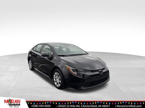 Used 2024 Toyota Corolla LE image 7
