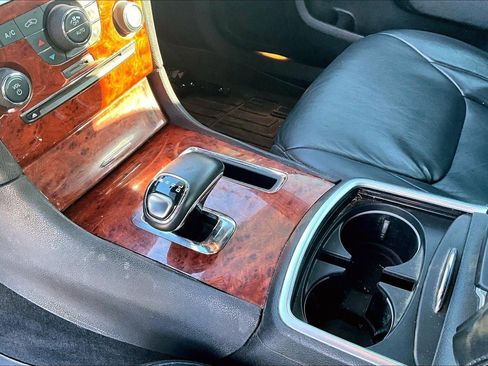 Used 2014 Chrysler 300 image 14