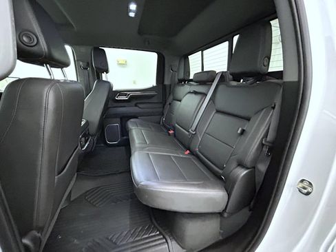 Used 2023 Chevrolet Silverado 1500 LTZ AWD/4WD image 19