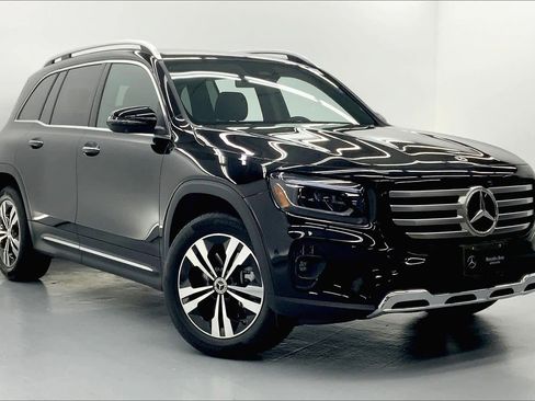 Used 2026 Mercedes-Benz GLB 250 image 6