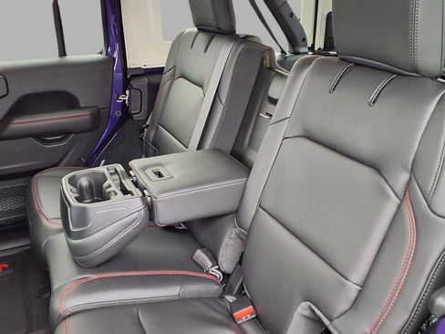 New 2026 Jeep Wrangler Rubicon image 25