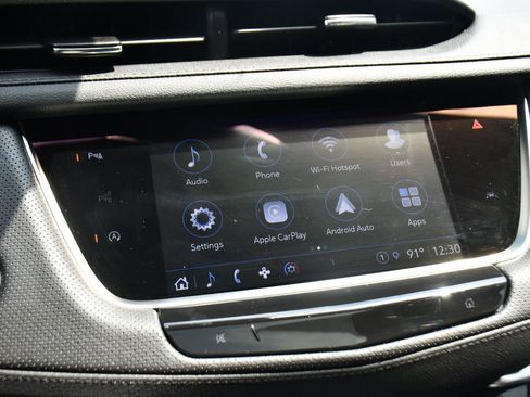 Used 2024 Cadillac XT6 Luxury w/ LPO, Floor Liner Package AWD/4WD image 31