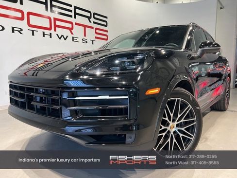 Used 2024 Porsche Cayenne image 1