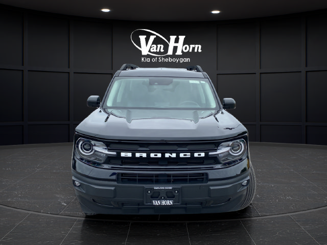 Used 2023 Ford Bronco Sport Outer Banks AWD/4WD image 2