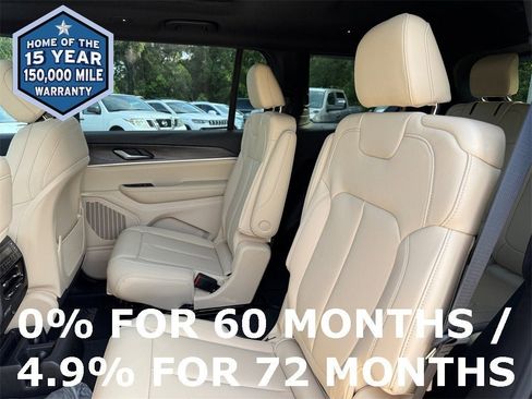 New 2025 Jeep Grand Cherokee L Limited w/ Black Appearance Package image 17