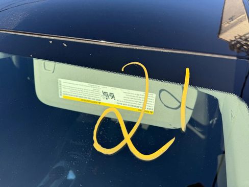 Used 2022 Chevrolet Malibu LS image 29