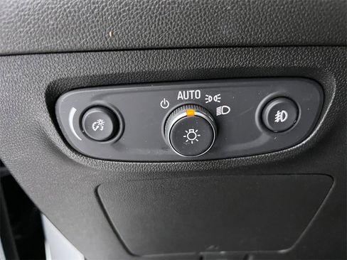 Used 2021 Buick Encore GX Select image 16