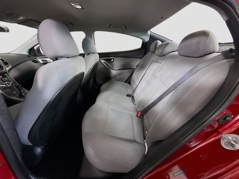 Used 2016 Hyundai Elantra SE image 22