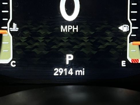 Used 2024 Jeep Gladiator Rubicon image 16