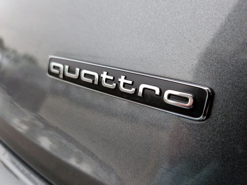 Used 2024 Audi Q5 2.0T Premium Plus image 37