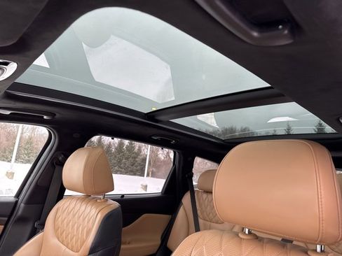 Used 2022 Hyundai Santa Fe Calligraphy image 17