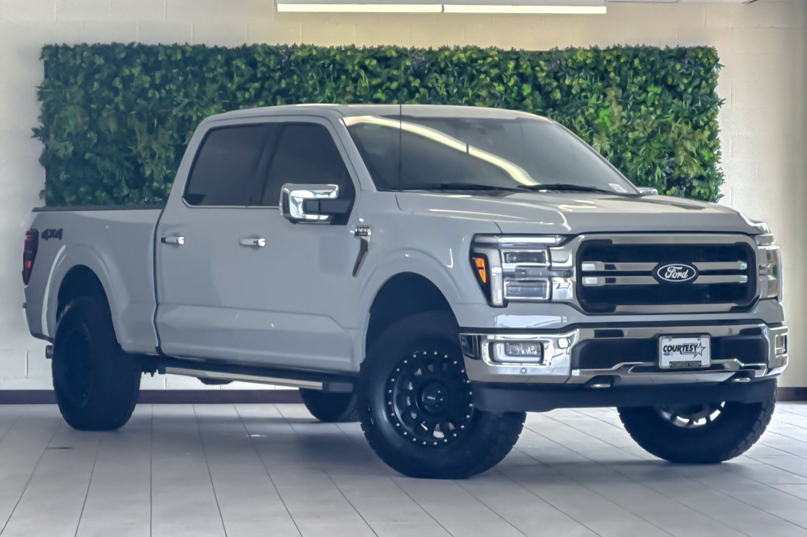Used 2024 Ford F150 Lariat w/ Equipment Group 502A High AWD/4WD image 2