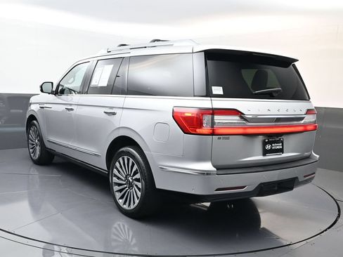 Used 2019 Lincoln Navigator Reserve AWD/4WD image 5