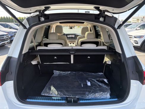 Used 2025 Mercedes-Benz GLS 450 4MATIC image 33