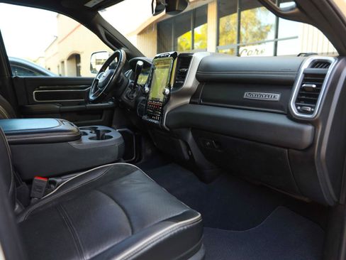 Used 2021 RAM 2500 Laramie AWD/4WD image 22