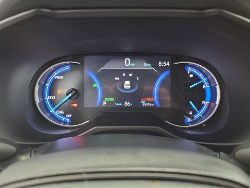 Used 2024 Toyota RAV4 XLE AWD/4WD image 16