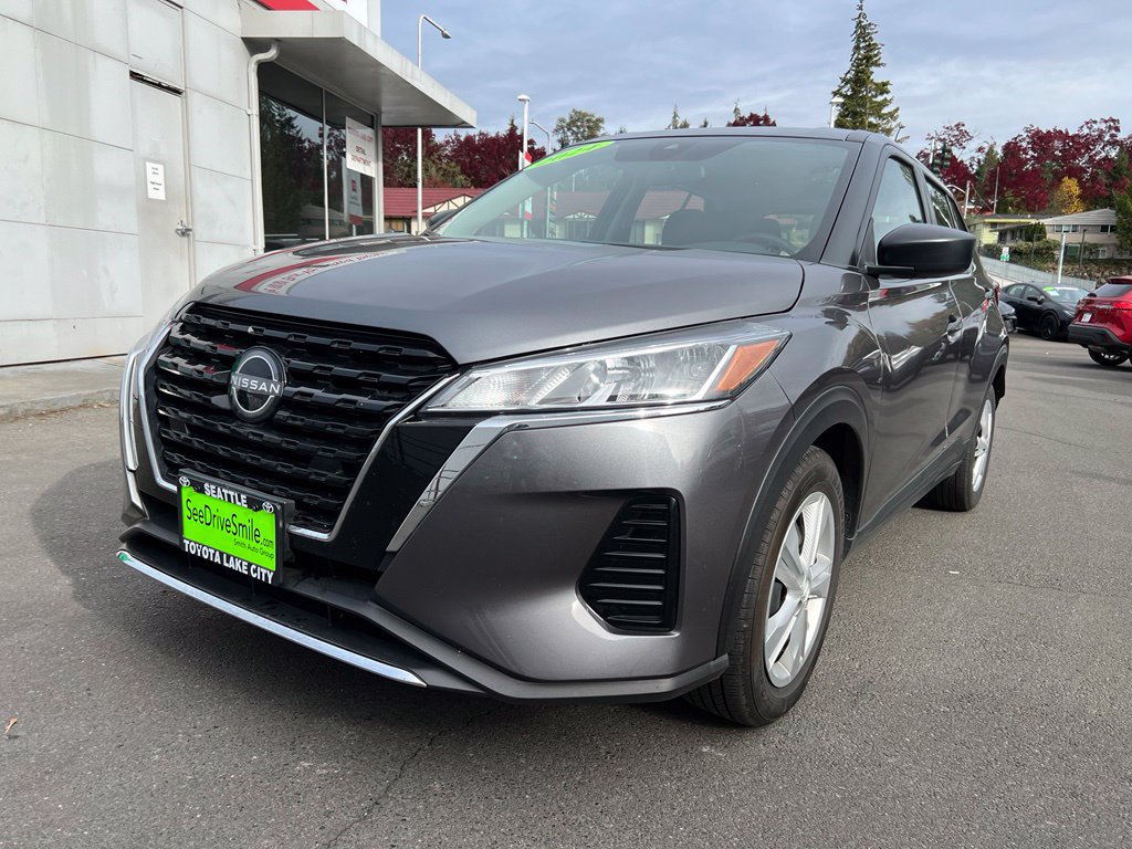 Used 2024 Nissan Kicks S FWD image 8