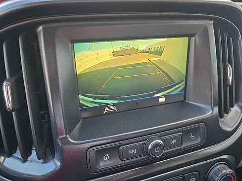 Used 2019 GMC Canyon 2WD Crew Cab w/ Convenience Package image 22
