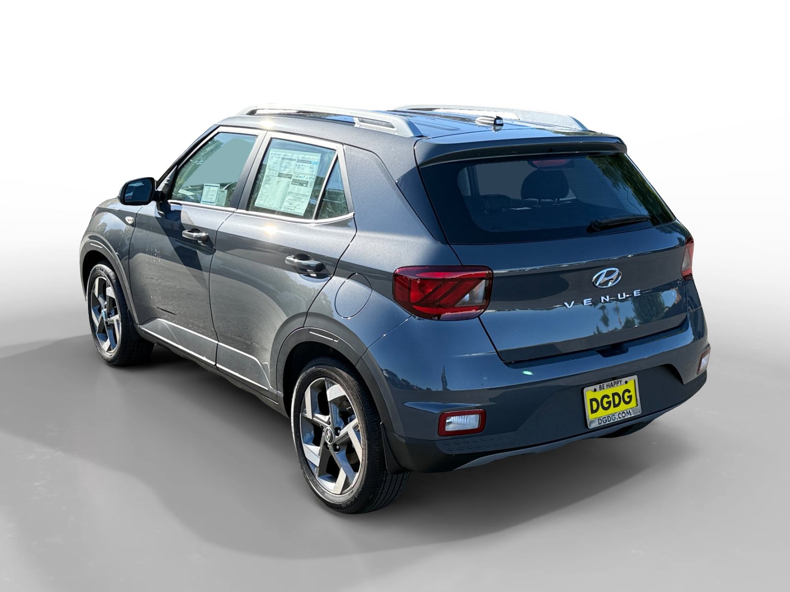 New 2026 Hyundai Venue SEL FWD image 3