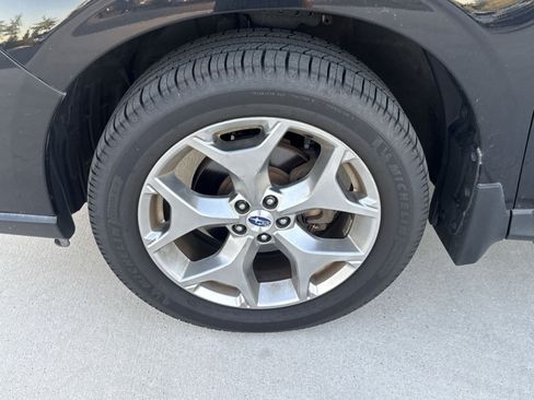Used 2018 Subaru Forester 2.5i Touring w/ Popular Package #3B AWD/4WD image 12
