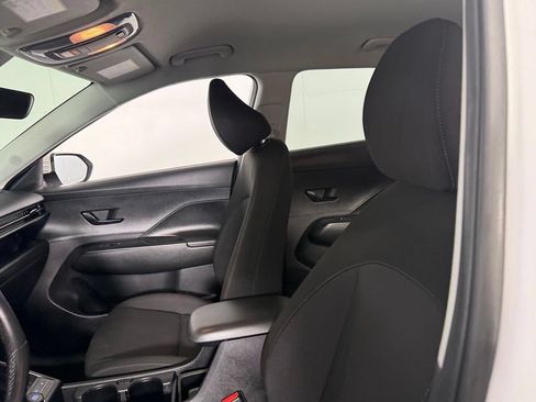 Used 2024 Hyundai Kona SEL FWD image 24