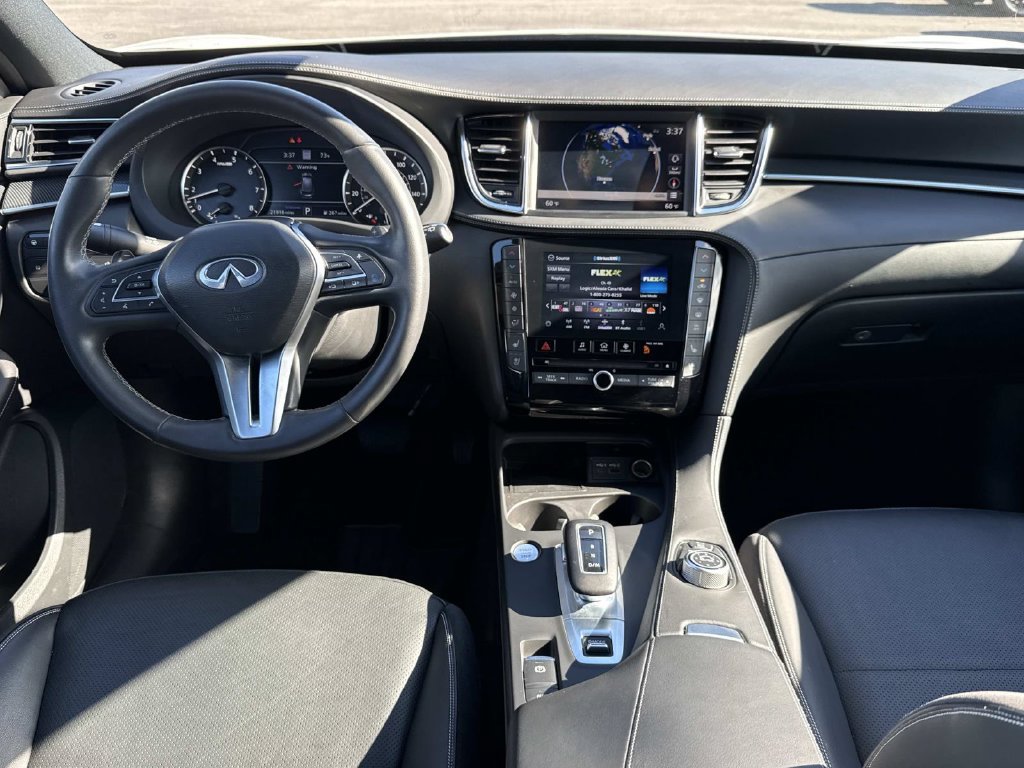 Used 2023 INFINITI QX50 Sport AWD/4WD image 2
