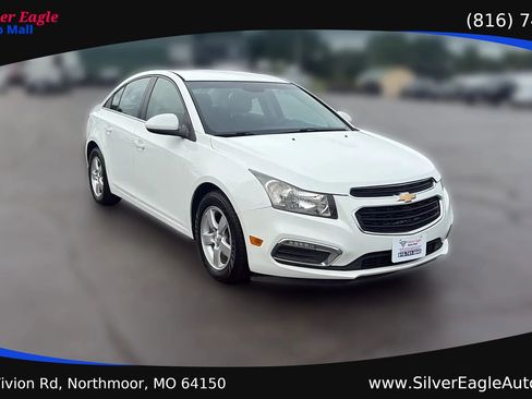 Used 2016 Chevrolet Cruze LT FWD image 7